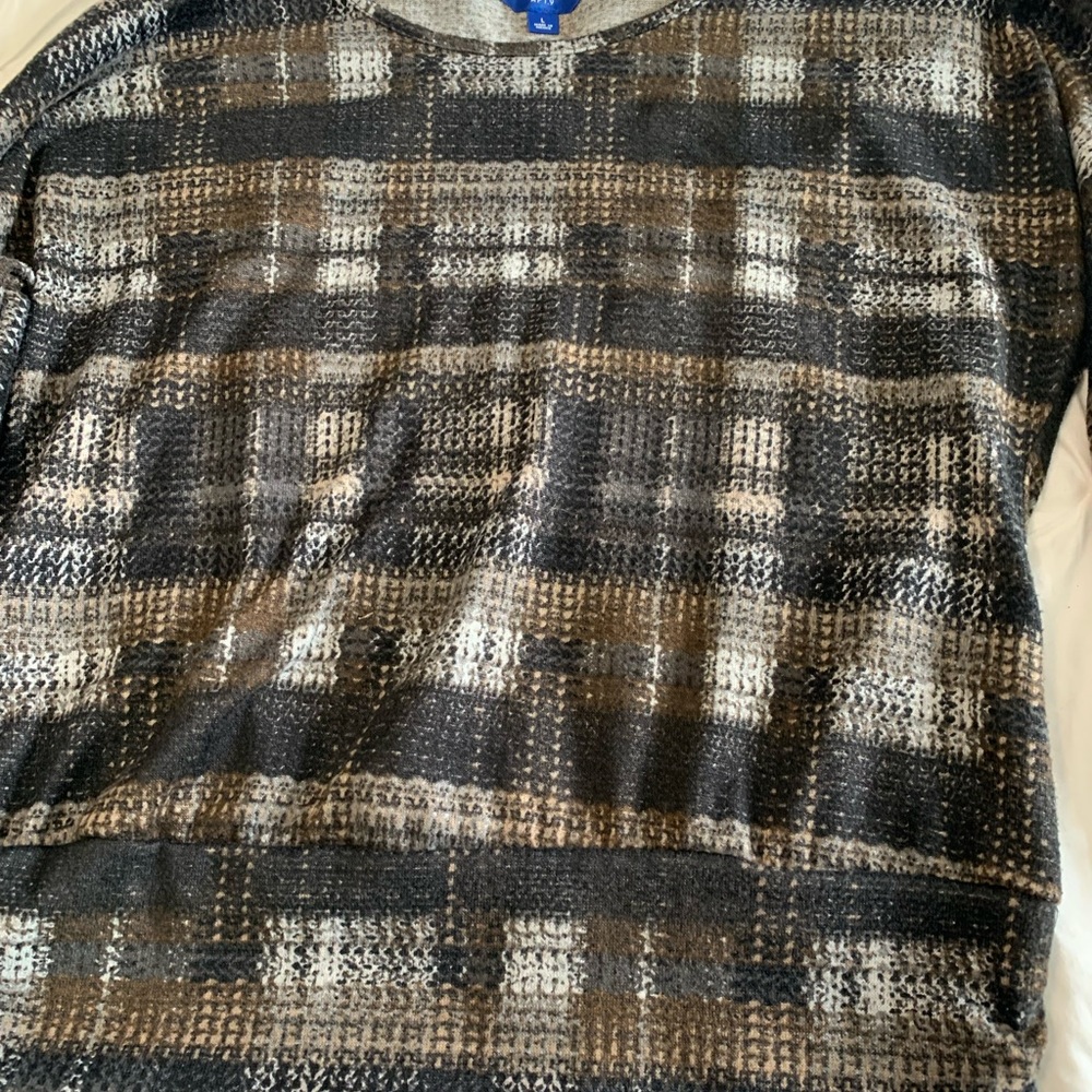 Perfect Neutral Top - Picture 10 of 14